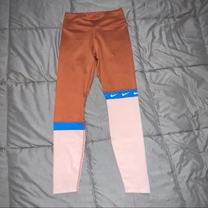 Nike leggings